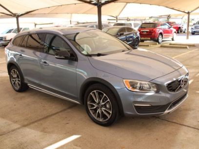 Used 2017 Volvo V60 T5 Cross Country Platinum