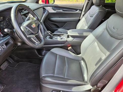Used 2024 Cadillac XT5 Premium Luxury AWD/4WD image 7