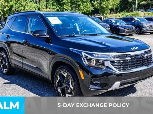 Used 2024 Kia Seltos EX image 4