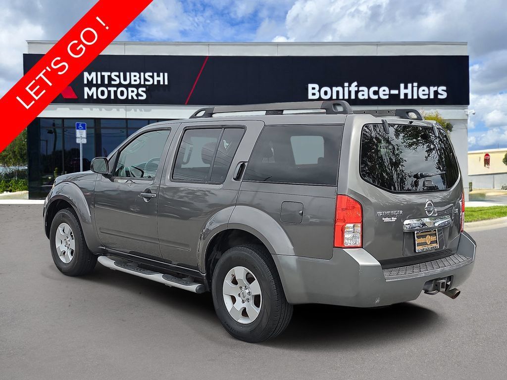 Used 2008 Nissan Pathfinder S RWD image 3