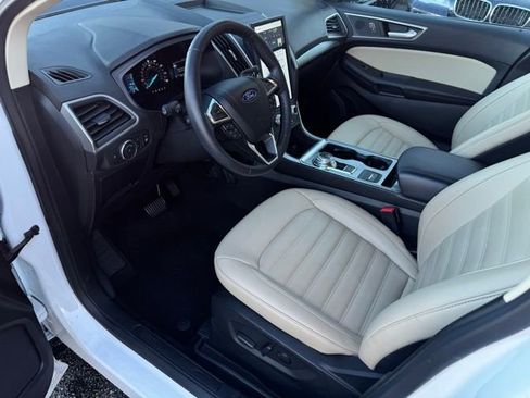 Used 2022 Ford Edge SEL w/ Convenience Package image 19