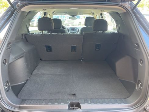 Used 2022 Chevrolet Equinox LS image 14
