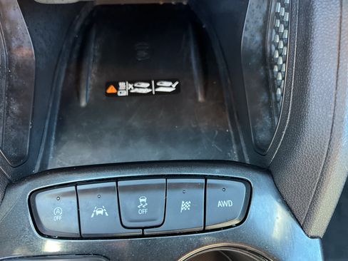 Used 2024 Chevrolet TrailBlazer ACTIV w/ Convenience Package AWD/4WD image 19