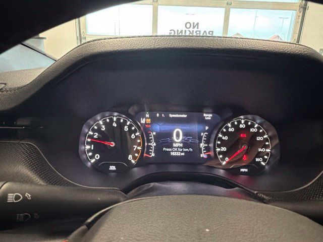 Used 2023 Jeep Compass Trailhawk w/ Trailhawk Convenience Group AWD/4WD image 31