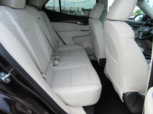 Used 2023 Buick Envision Avenir FWD image 32