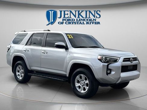 Used 2021 Toyota 4Runner SR5 image 7