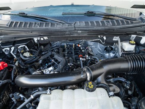 Used 2023 Ford Expedition Limited AWD/4WD image 8