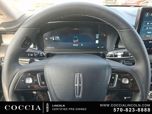 Certified 2024 Lincoln Corsair AWD image 20