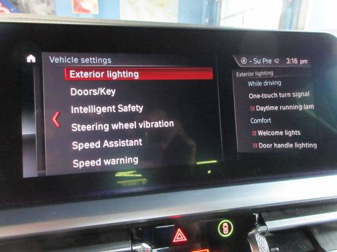Used 2020 BMW 330i xDrive Sedan w/ Convenience Package AWD/4WD image 31