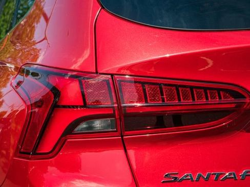 Used 2023 Hyundai Santa Fe Calligraphy FWD image 7