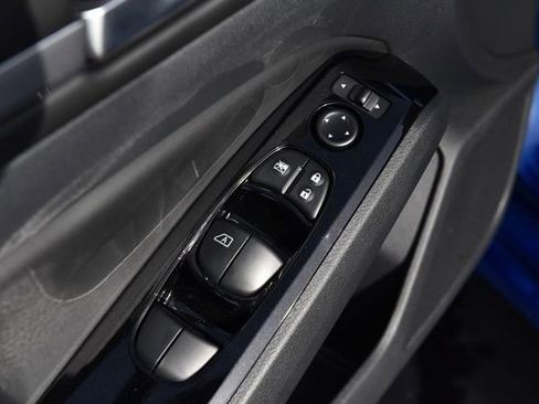 Used 2025 Nissan Altima 2.5 SR image 8