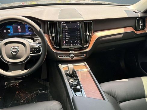 Certified 2024 Volvo XC60 B5 Plus w/ Protection Package Premier AWD/4WD image 26