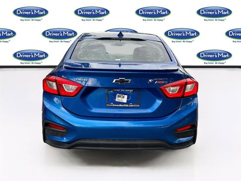 Used 2019 Chevrolet Cruze LT w/ Convenience Package FWD image 6