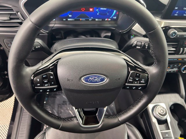 Used 2022 Ford Escape Titanium w/ Class II Trailer Tow Package AWD/4WD image 20