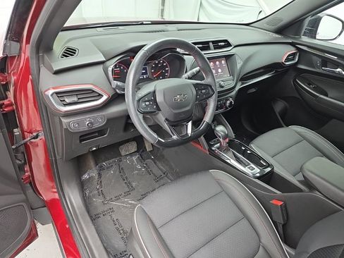 Used 2023 Chevrolet TrailBlazer RS AWD/4WD image 16