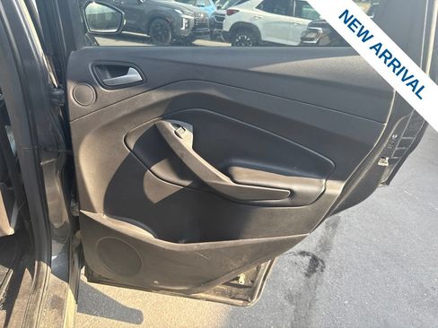 Used 2019 Ford Escape Titanium AWD/4WD image 12