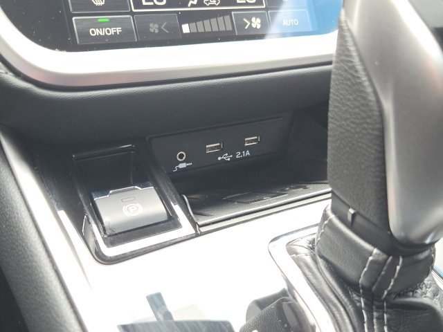 Used 2022 Subaru Outback Limited XT AWD/4WD image 16