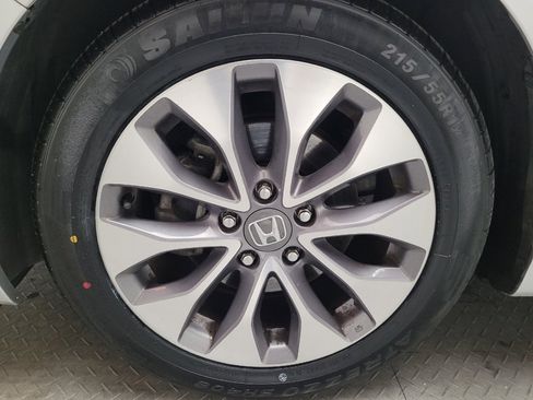 Used 2015 Honda Accord EX-L image 31