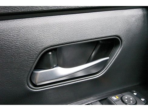 New 2026 Nissan Kicks SV image 22