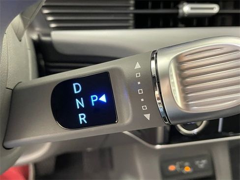 New 2025 Hyundai Ioniq 5 SE image 9