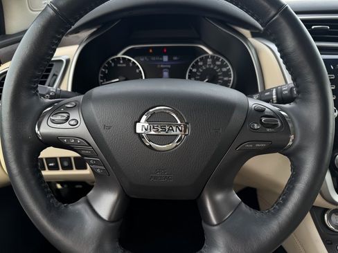 Used 2022 Nissan Murano Platinum w/ Cargo Package image 16