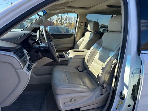 Used 2018 GMC Yukon XL Denali w/ Denali Ultimate Package image 2
