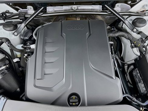 New 2025 Audi Q5 Premium Plus image 30