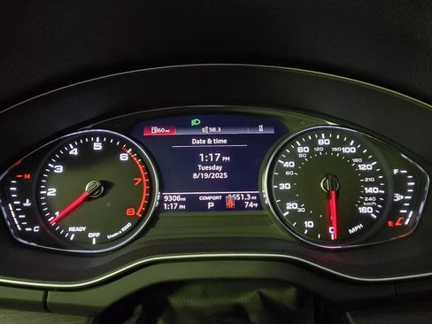 Used 2025 Audi Q5 2.0T Premium image 21