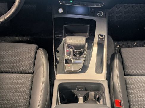 Used 2024 Audi Q5 e Prestige w/ Prestige Package AWD/4WD image 16
