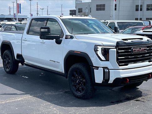 Used 2024 GMC Sierra 2500 AT4 w/ AT4 Premium Plus Package AWD/4WD image 1