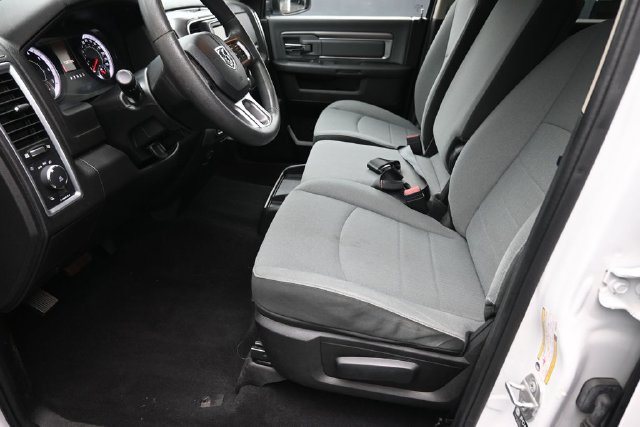 Used 2021 RAM 1500 Classic SLT AWD/4WD image 10