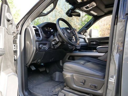 Used 2024 RAM 3500 Laramie w/ Night Edition image 30