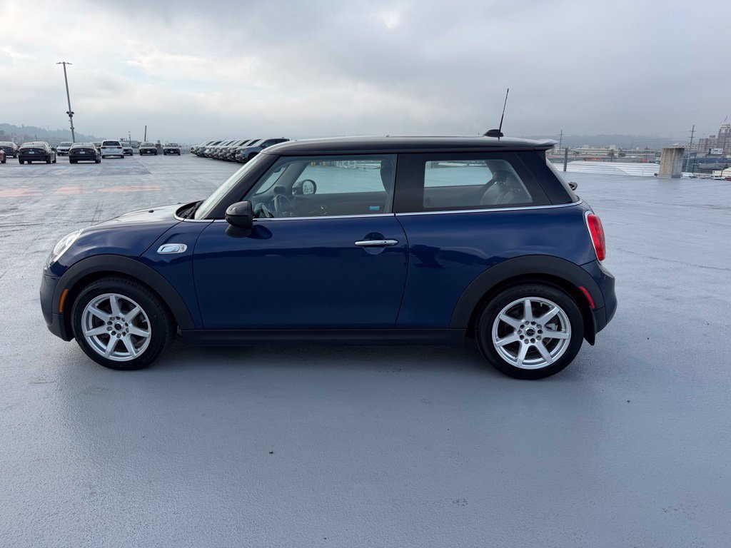 Used 2016 MINI Cooper S FWD image 6