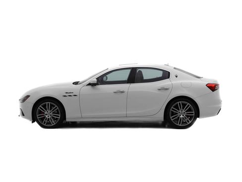 Used 2022 Maserati Ghibli Modena Q4 image 3
