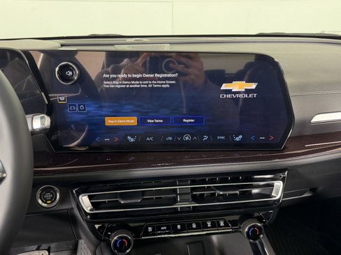 New 2026 Chevrolet Traverse Z71 w/ Enhanced Driving Package image 25