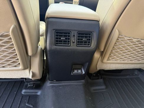 Used 2023 Toyota 4Runner Limited AWD/4WD image 18