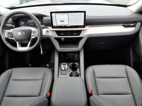 New 2026 Ford Explorer Active w/ Active Comfort Package AWD/4WD image 8