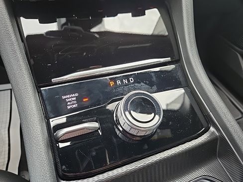 New 2025 Jeep Grand Cherokee L Limited w/ Luxury Tech Group II image 64