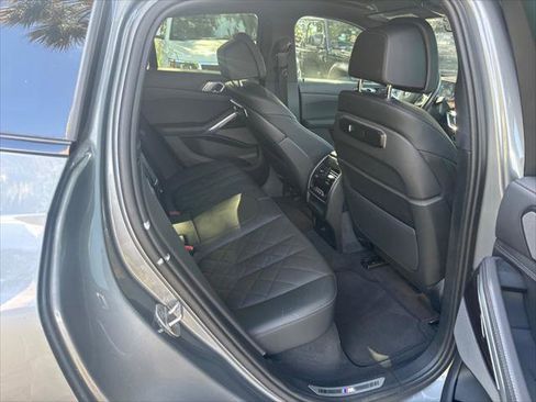 Used 2025 BMW X6 xDrive40i w/ Climate Comfort Package image 22