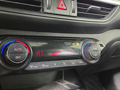 Certified 2022 Kia Forte GT-Line w/ GT-Line Premium Package image 19