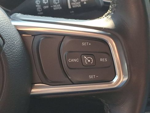 Used 2021 Jeep Wrangler Unlimited Sahara AWD/4WD image 23