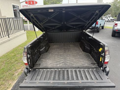 Used 2011 Toyota Tacoma 2WD Regular Cab image 8