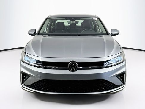 Used 2025 Volkswagen Jetta S FWD image 2