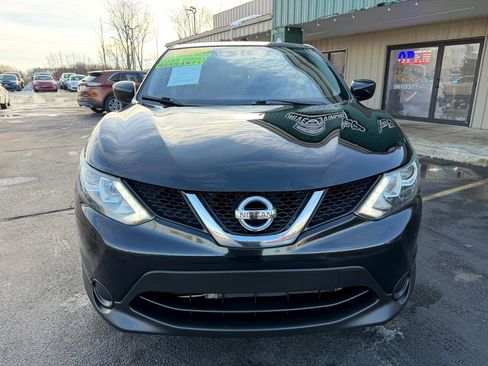 Used 2017 Nissan Rogue Sport S w/ S Appearance Package image 8