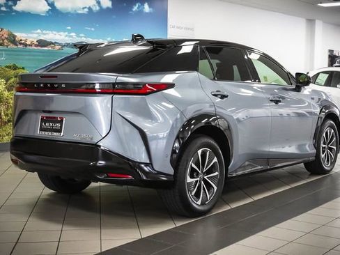 Certified 2023 Lexus RZ 450e Premium w/ Technology Package AWD/4WD image 6