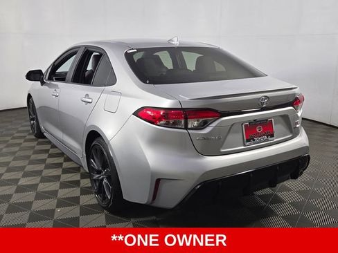 Used 2026 Toyota Corolla SE FWD image 6