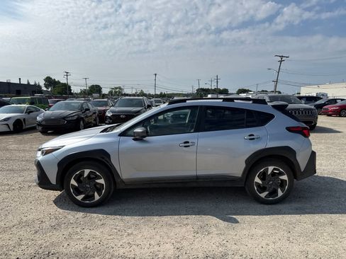 Used 2024 Subaru Crosstrek 2.5i Limited AWD/4WD image 12