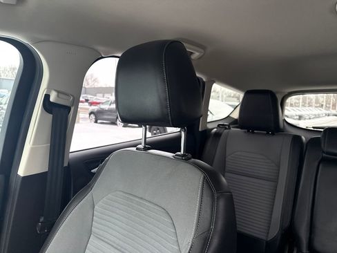 Used 2017 Ford Escape SE w/ Equipment Group 201A image 43