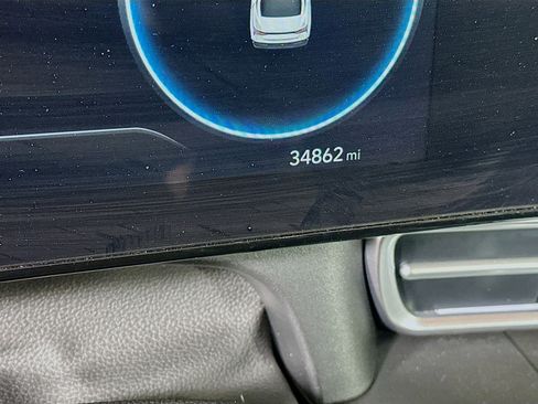 Used 2025 Hyundai Elantra SEL FWD image 19