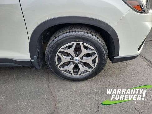 Used 2020 Subaru Forester Premium image 20